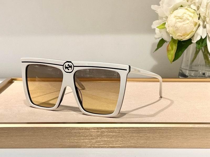 Gucci Sunglasses 466